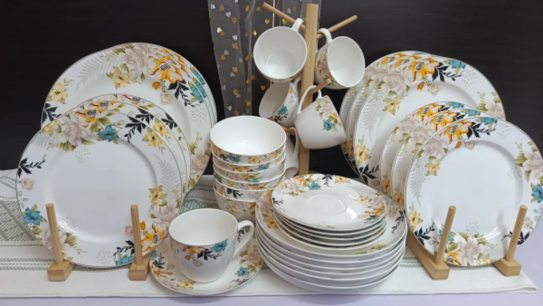 Porcelain Dinnerware Set Colorful Floral