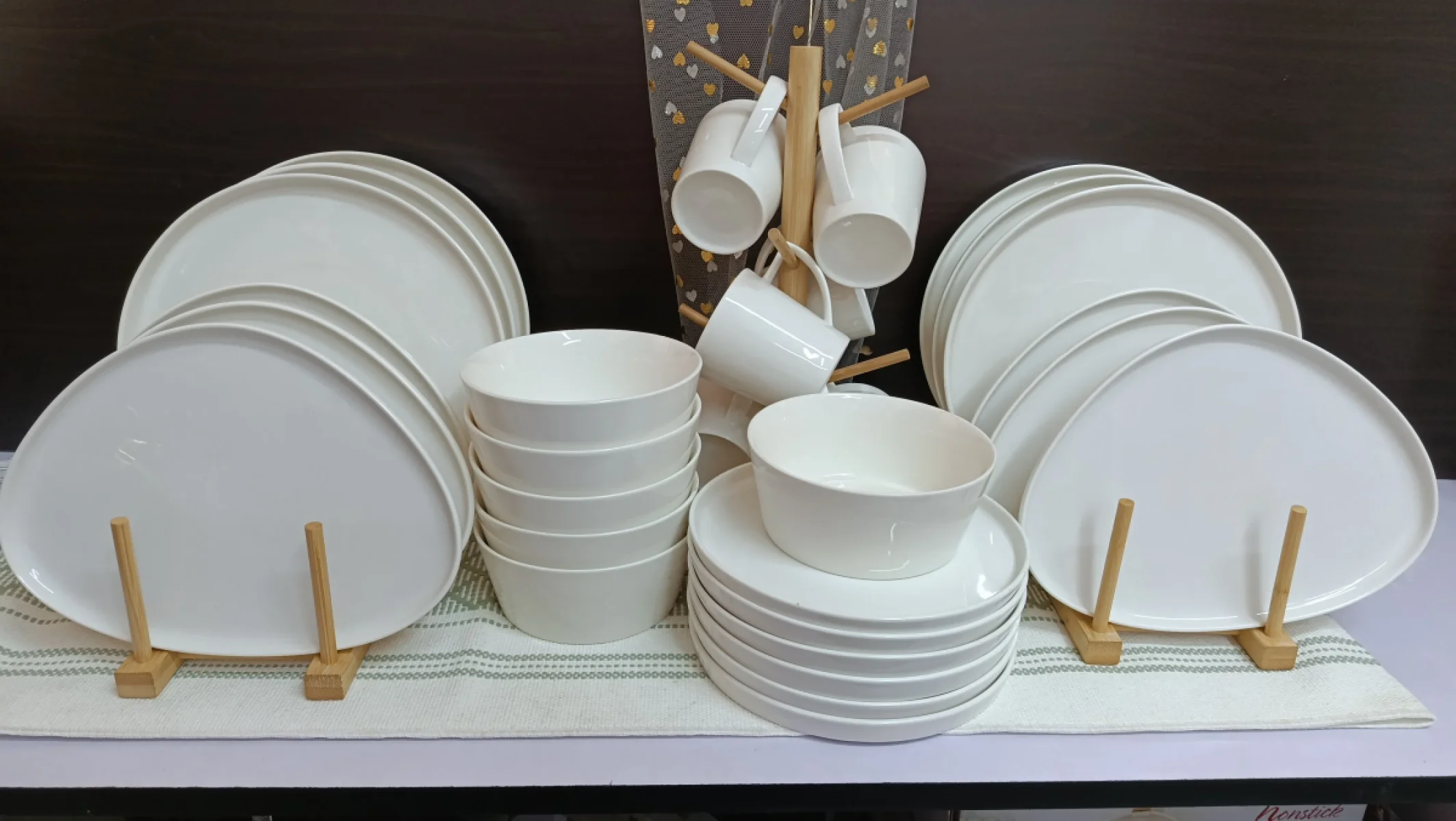 White Plain Ceramic Dinnerware Set