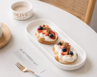 minimalist rectangular serving platters