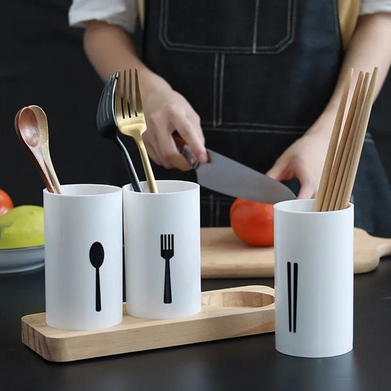 3pc cutlery organizer with oak base 1